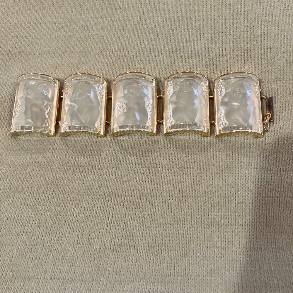 Lalique NYSA Enfant Cherub cuff bracelet - Picture 6 of 7